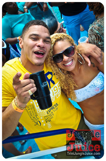 suits_2013_part2-136