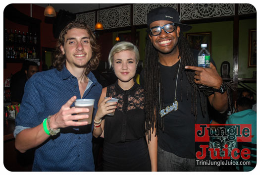 woodford_cafe_final_unplugged_tuesday-013