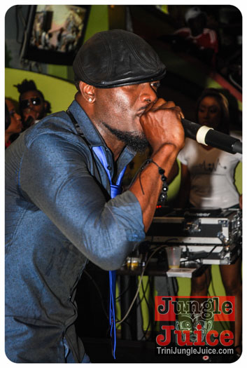 woodford_cafe_final_unplugged_tuesday-082