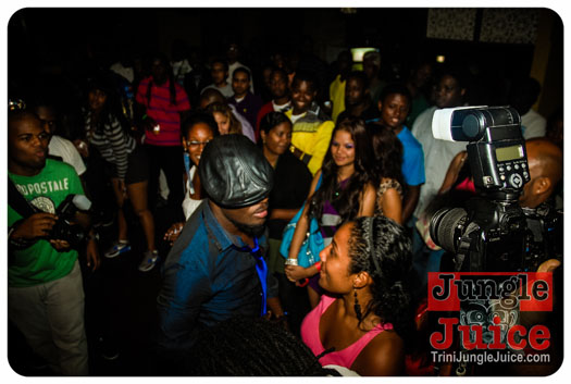 woodford_cafe_final_unplugged_tuesday-083