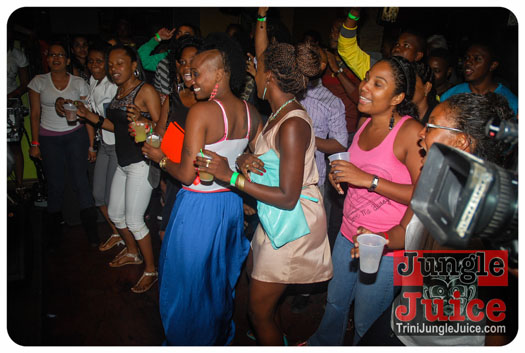 woodford_cafe_final_unplugged_tuesday-091