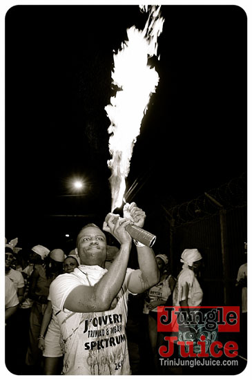 whyte_angels_jouvert_2013-016