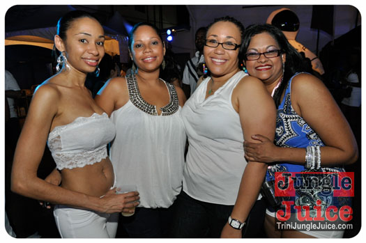 wicked_in_white_2013-005