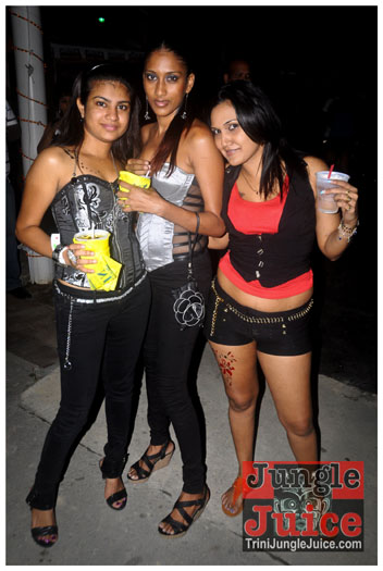 xotique_3_jan13_2012-039