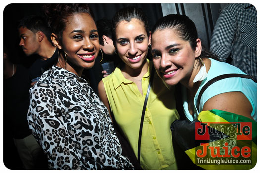 de_warm_up_session_2013-075