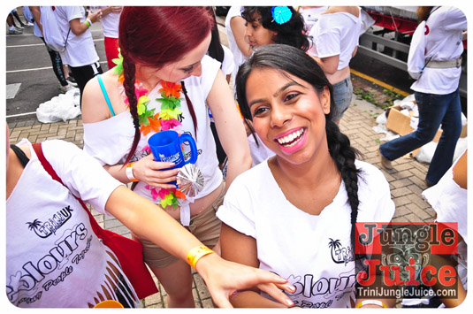 triniposseuk_colours_2013-007