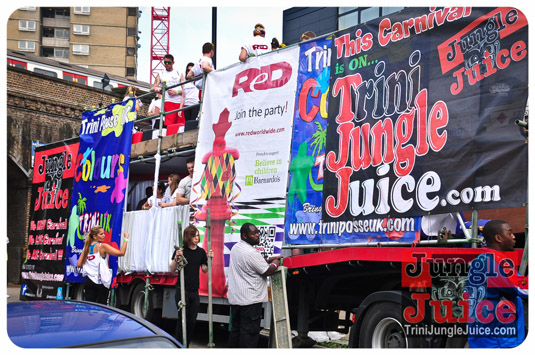 triniposseuk_colours_2013-014