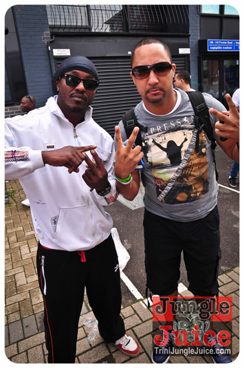 triniposseuk_colours_2013-015