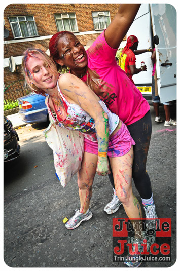 triniposseuk_colours_2013-023