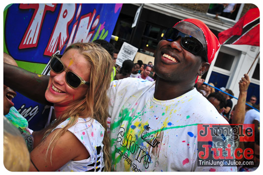 triniposseuk_colours_2013-076