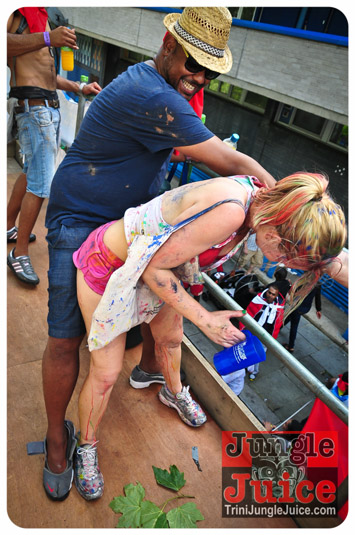 triniposseuk_colours_2013-095