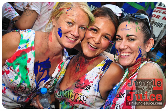 triniposseuk_colours_2013-101