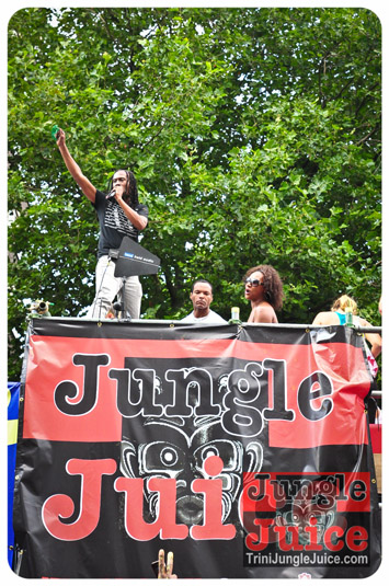 triniposseuk_colours_2013-122