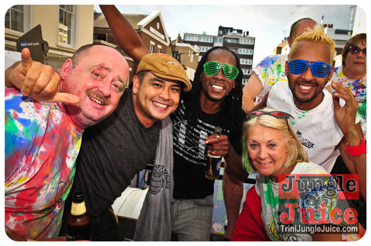 triniposseuk_colours_2013-126