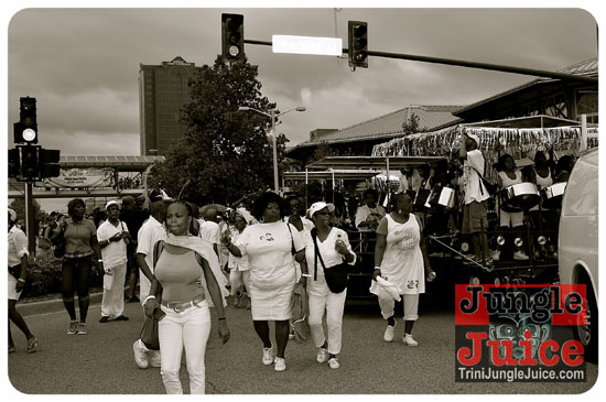 va_caribfest_parade_2013_pt1-081