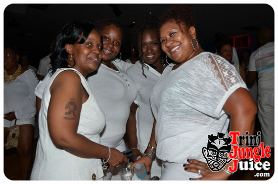 15th_annual_wear_white_2014-017