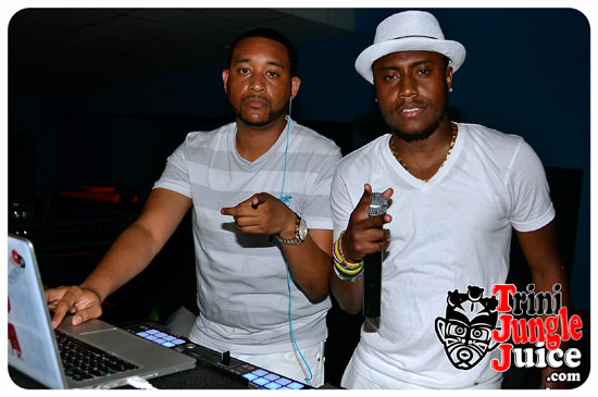 15th_annual_wear_white_2014-023