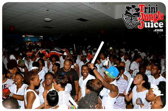 15th_annual_wear_white_2014-053