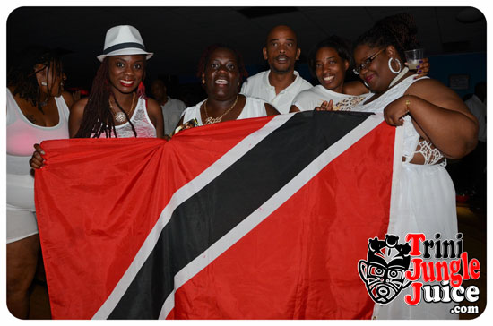 15th_annual_wear_white_2014-068