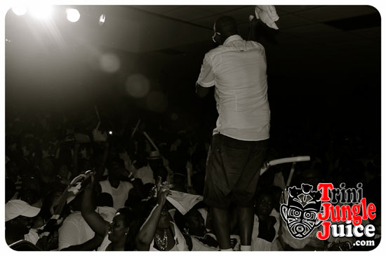 15th_annual_wear_white_2014-143