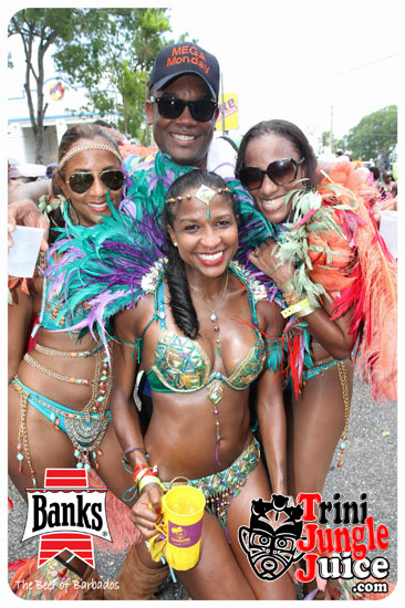 kadooment_day_2014_pt2-008