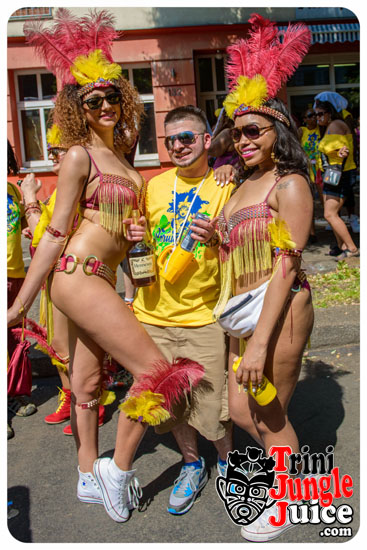 berlin_carnival_parade_2014_pt1-003