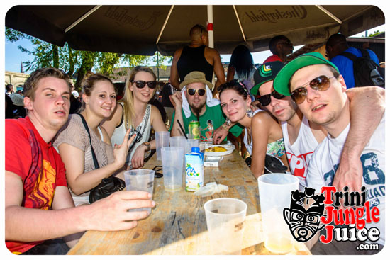 soca_family_bbq_lime_2014-031