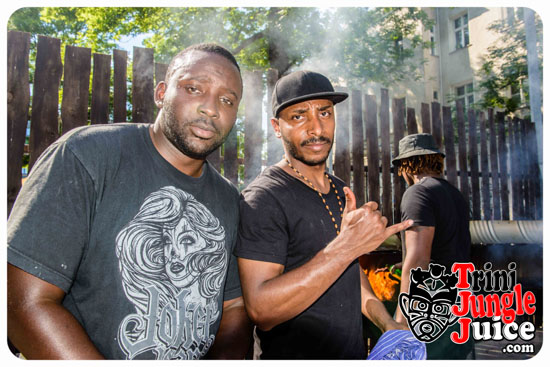 soca_family_bbq_lime_2014-035