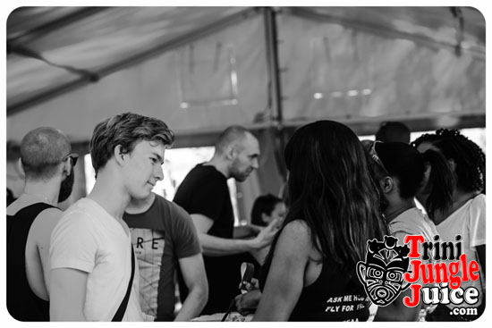 soca_family_bbq_lime_2014-044