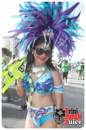 cayman_carnival_2014_part1-014