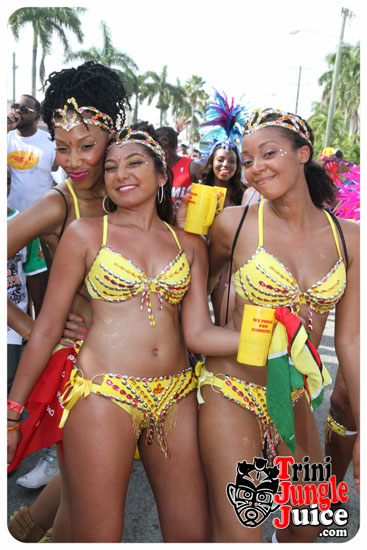 cayman_carnival_2014_part1-020