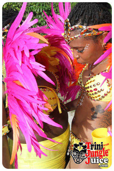 cayman_carnival_2014_part1-025