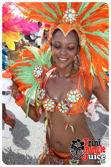 cayman_carnival_2014_part1-047