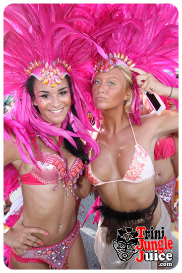 cayman_carnival_2014_part1-070