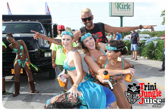cayman_carnival_2014_part1-119