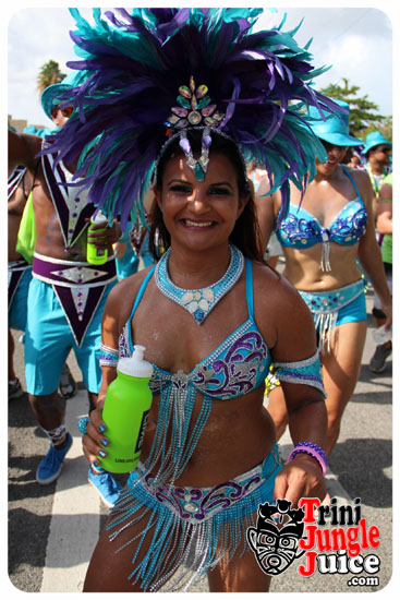 cayman_carnival_2014_part2-012