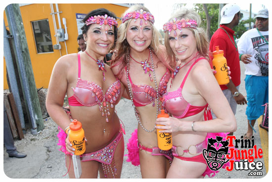 cayman_carnival_2014_part3-027