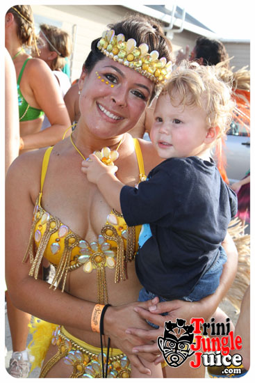 cayman_carnival_2014_part3-076