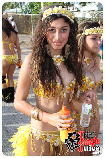 cayman_carnival_2014_part3-079