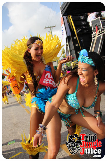 cayman_carnival_2014_part4-054