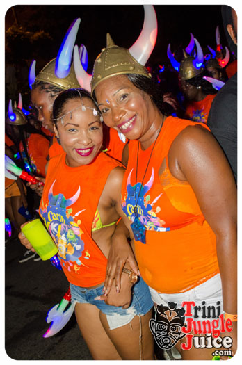 grenada_monday_night_mas_2014-009
