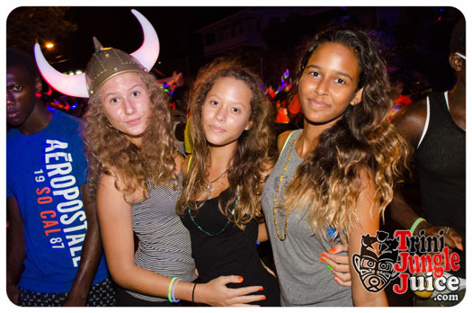 grenada_monday_night_mas_2014-049