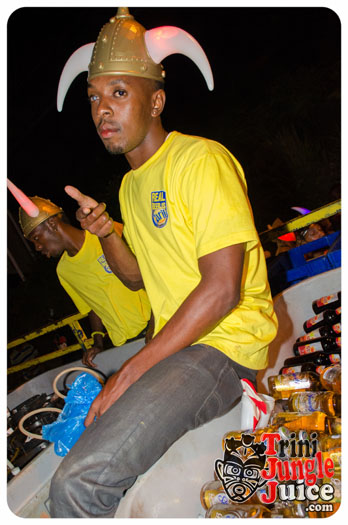 grenada_monday_night_mas_2014-059