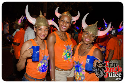 grenada_monday_night_mas_2014-062