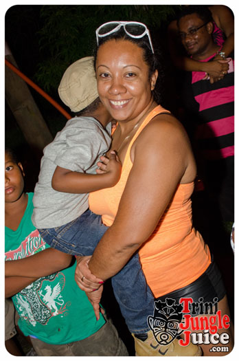 grenada_monday_night_mas_2014-065