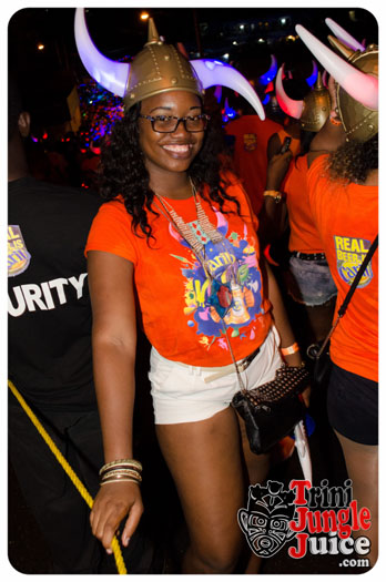 grenada_monday_night_mas_2014-067