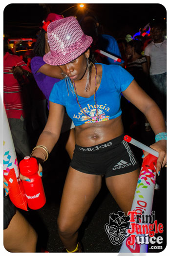 grenada_monday_night_mas_2014-069