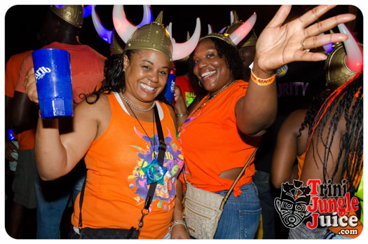 grenada_monday_night_mas_2014-103