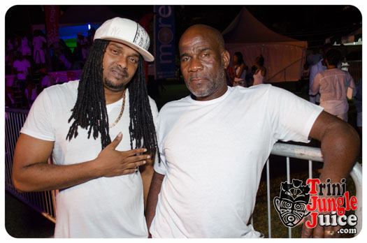 white_in_the_moonlight_2014-080