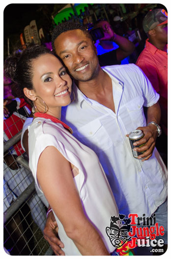 white_in_the_moonlight_2014-111